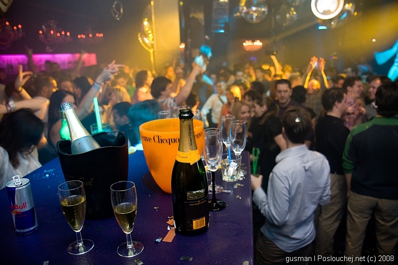 NEW YEARS EVE WITH MINISTRY OF SOUND (Mecca) - Středa 31. 12. 2008