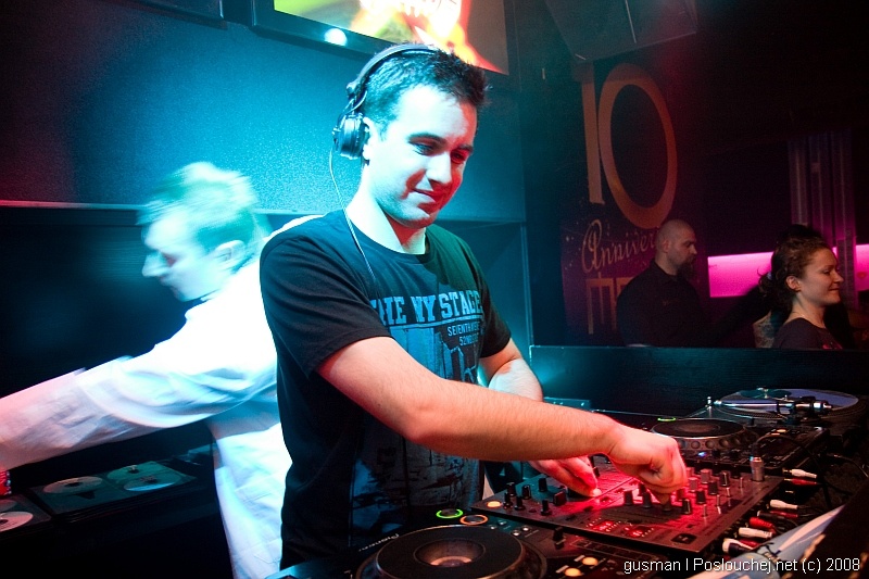 NEW YEARS EVE WITH MINISTRY OF SOUND (Mecca) - Středa 31. 12. 2008