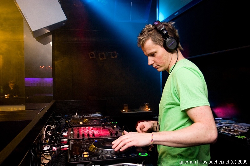 FRIDAY FOR FREE - Pátek 2. 1. 2009