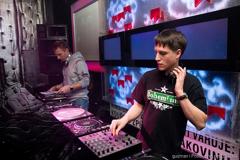 FRIDAY FOR FREE - Pátek 2. 1. 2009