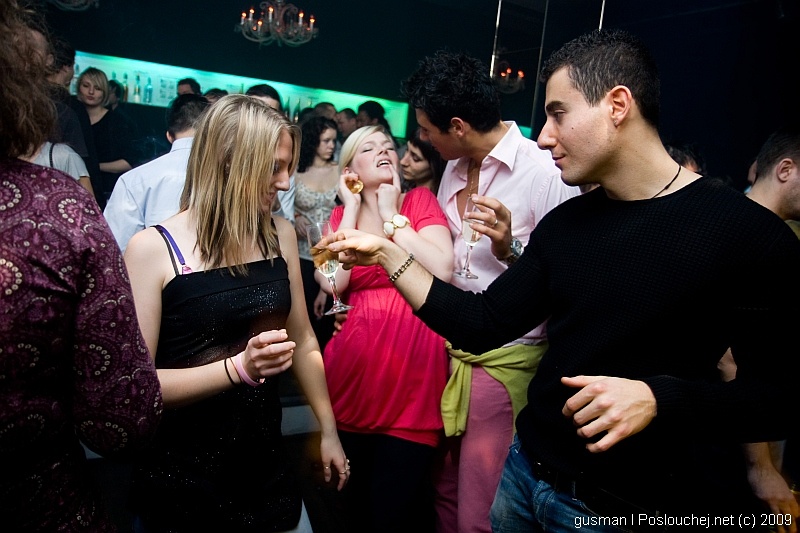 FRIDAY FOR FREE - Pátek 2. 1. 2009