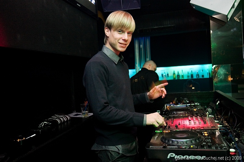 FRIDAY FOR FREE - Pátek 2. 1. 2009