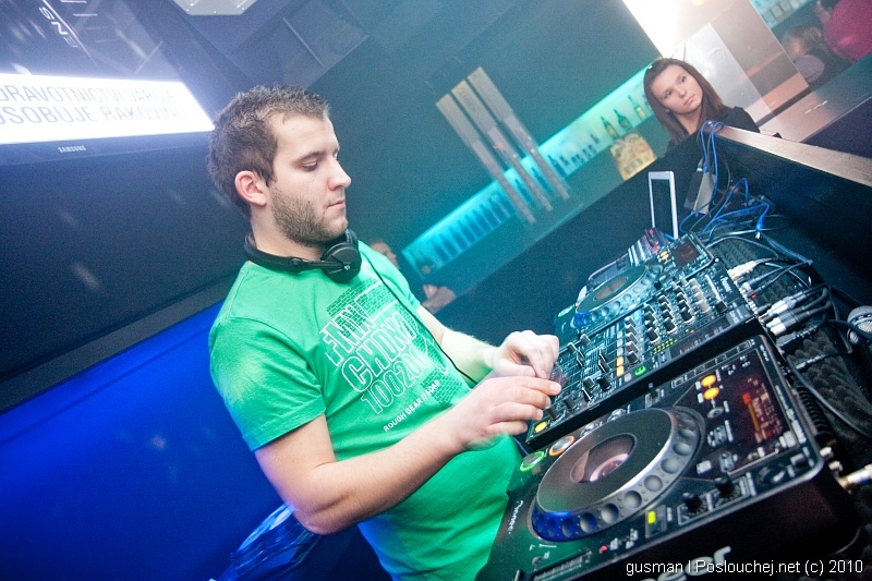 SOUNDCREAM PRES. ROMAN RAI LIVE! FEAT FERDABEAT - Pátek 22. 1. 2010