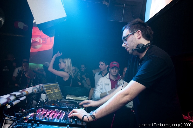  REHAB PRESENTS DAVE SPOON’S BIRTHDAY (BBC RADIO 1 / UK)  - Pátek 23. 1. 2009