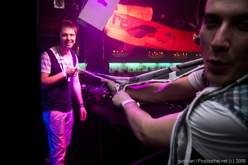  REHAB PRESENTS DAVE SPOON’S BIRTHDAY (BBC RADIO 1 / UK)  - Pátek 23. 1. 2009