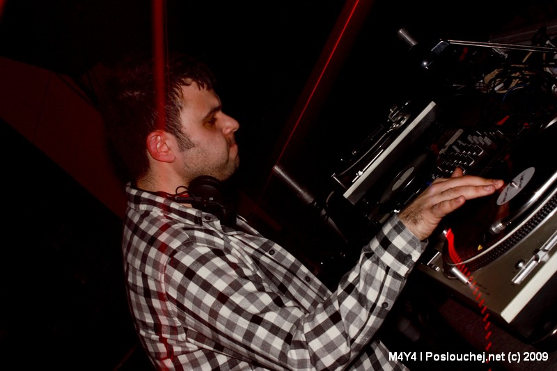 SHADOWBOX - 10TH BDAY - Sobota 7. 2. 2009