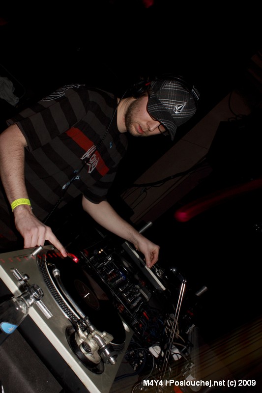 SHADOWBOX - 10TH BDAY - Sobota 7. 2. 2009