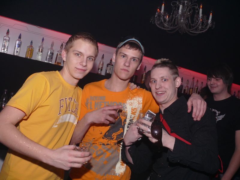 PURE - Pátek 13. 2. 2009