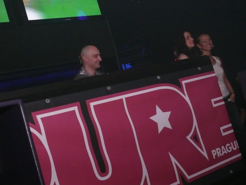PURE - Pátek 13. 2. 2009