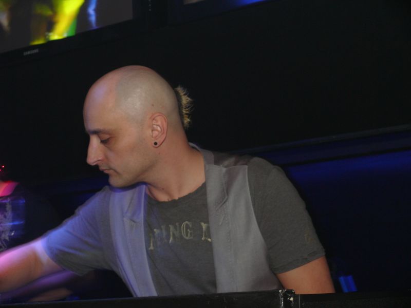 PURE - Pátek 13. 2. 2009