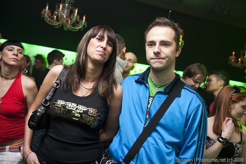 PURE - Pátek 13. 2. 2009