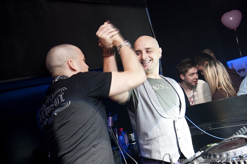 PURE - Pátek 13. 2. 2009