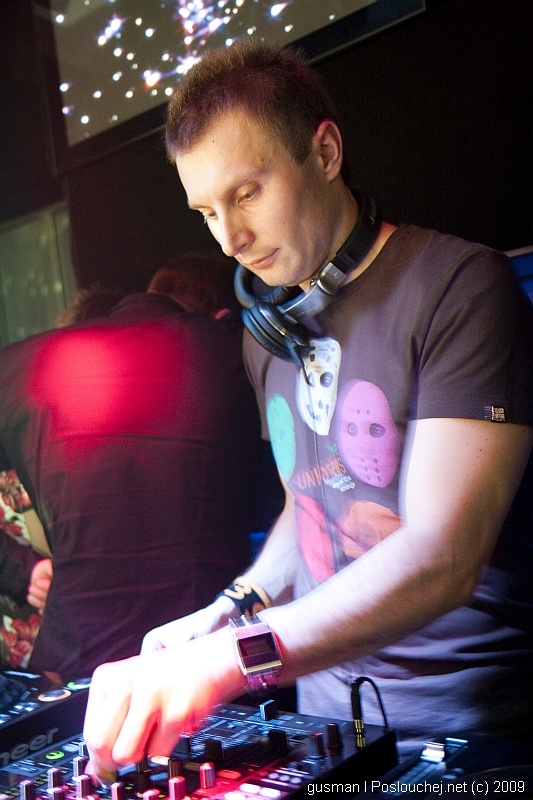 PURE - Pátek 13. 2. 2009