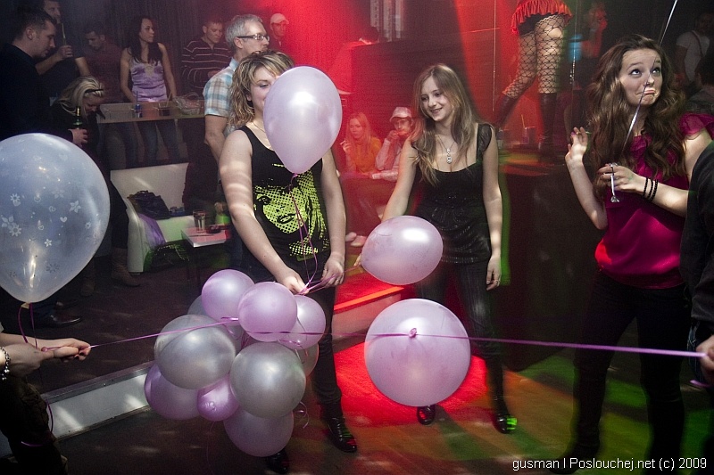 MAXIMAL PRESENTS ROSIE ROMERO - Sobota 14. 2. 2009