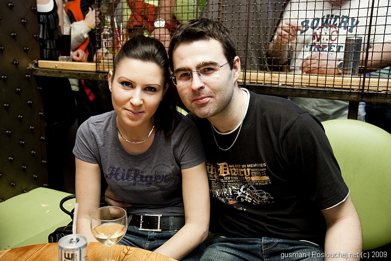 HOUSEWARS - Pátek 27. 2. 2009