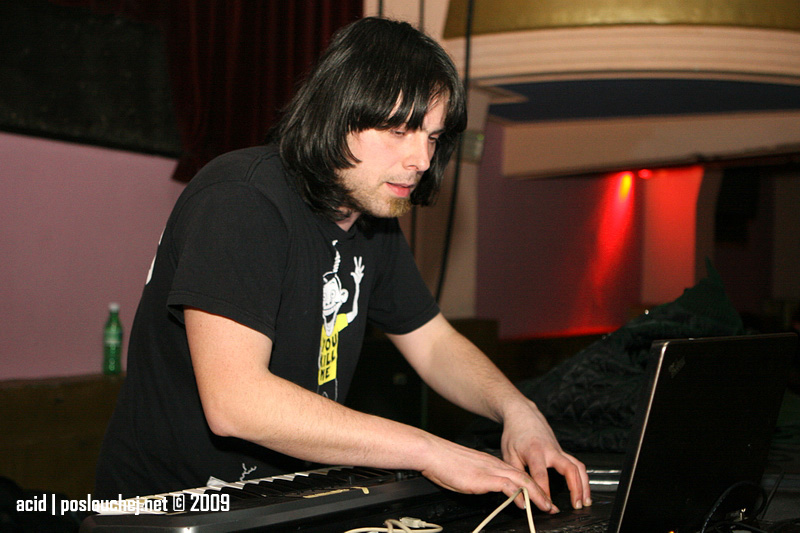 BULVA FABULA [ HAWKING RADIATION EDITION ] - Středa 25. 3. 2009