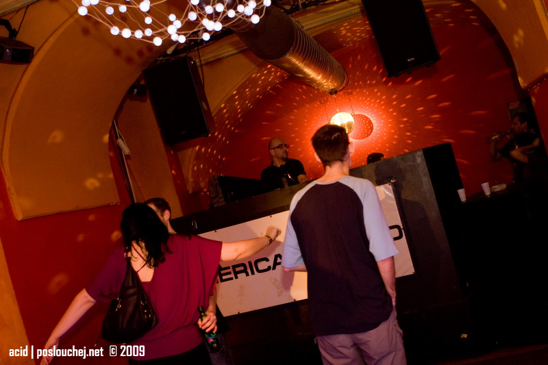 BREAKSOME - Pátek 27. 3. 2009