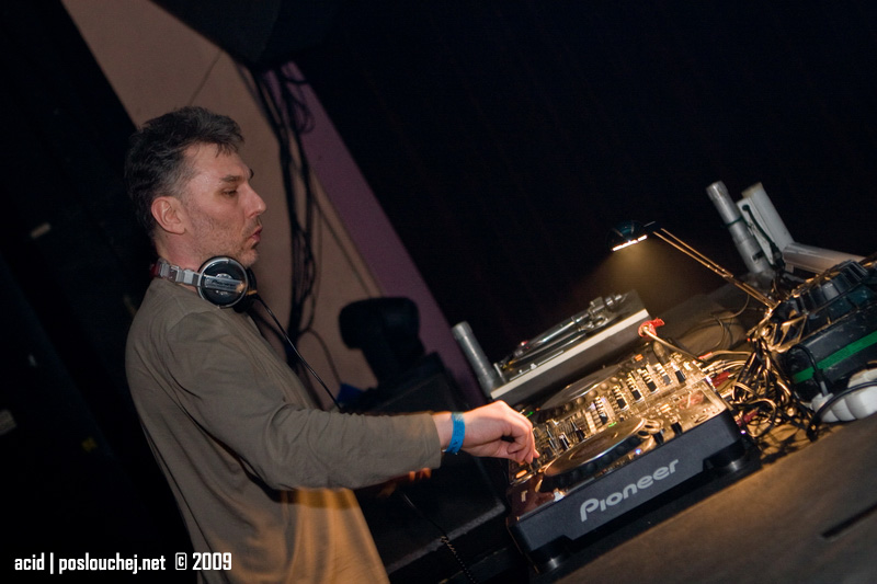 BREAKSOME - Pátek 27. 3. 2009