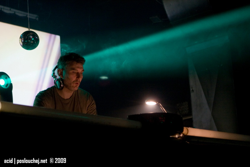 BREAKSOME - Pátek 27. 3. 2009