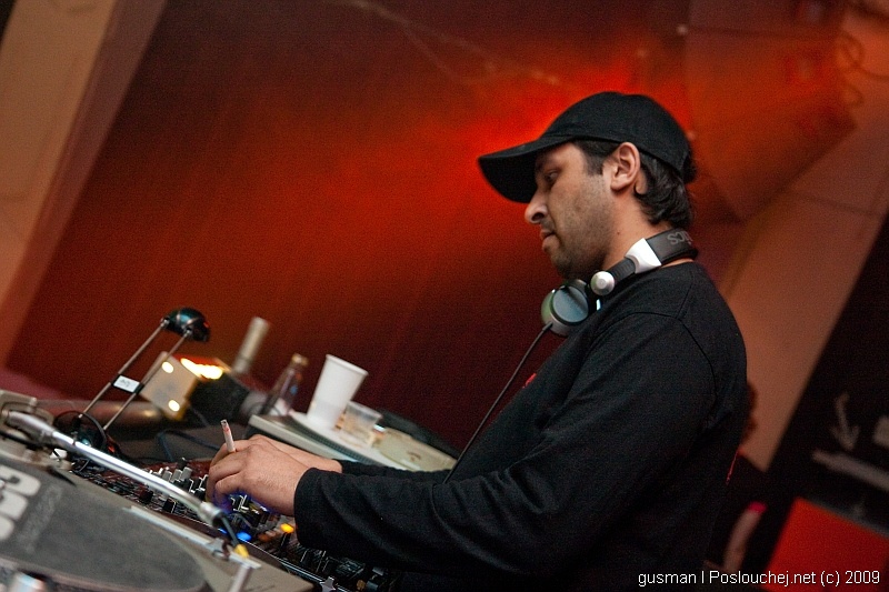 FREE MONDAYS IN NIGHTPHUNK - Pondělí 6. 4. 2009