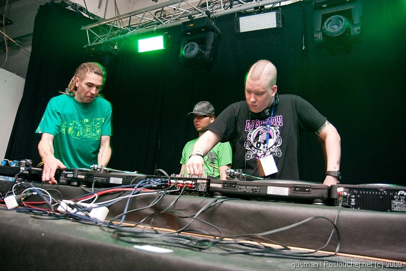 DANCE MUSIC AWARDS - Pátek 10. 4. 2009
