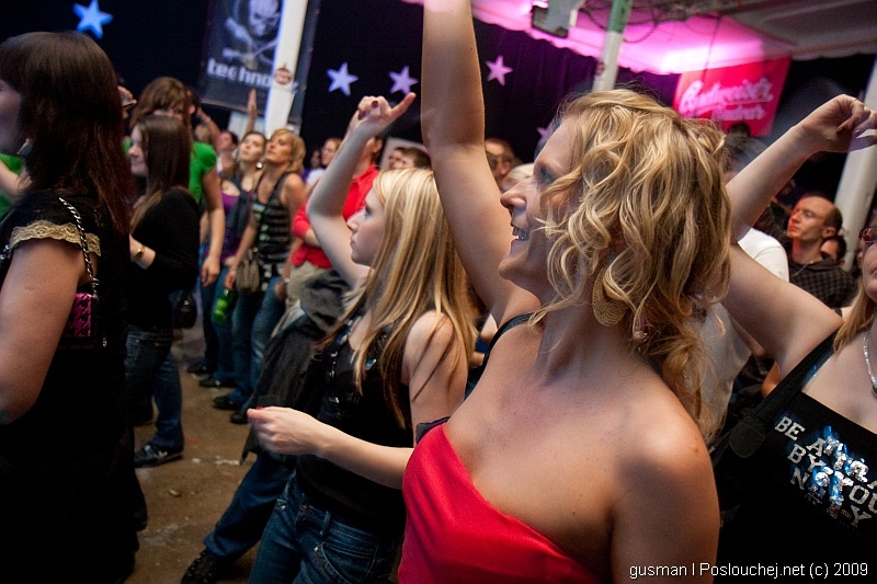 DANCE MUSIC AWARDS - Pátek 10. 4. 2009