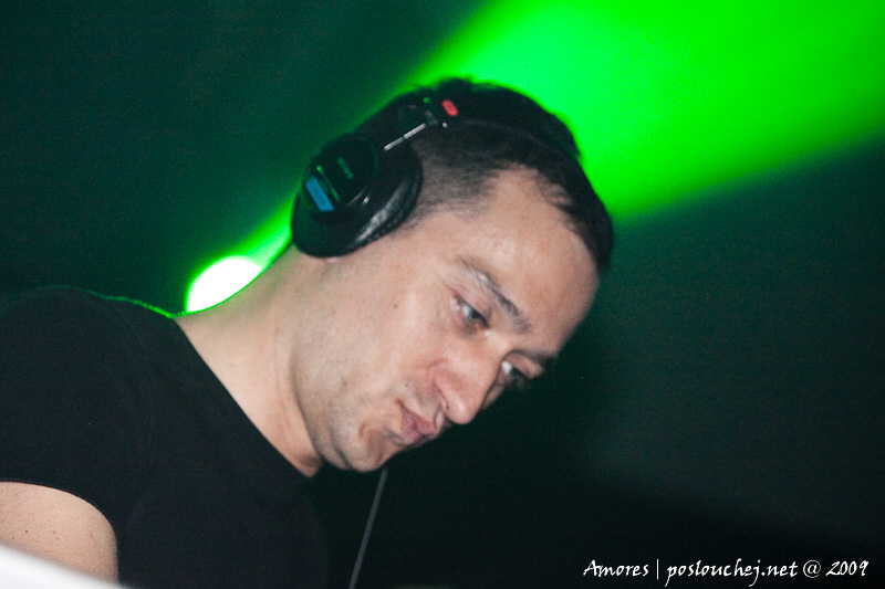 PURE WITH PVD - Pátek 17. 4. 2009