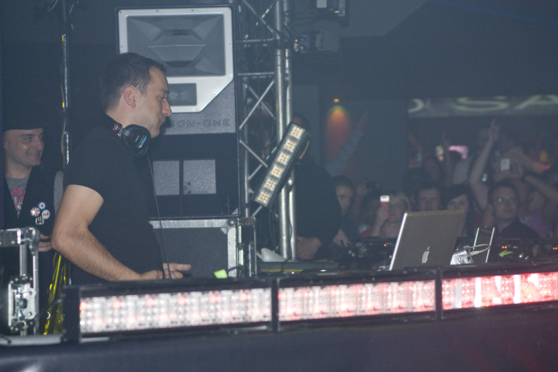 PURE WITH PVD - Pátek 17. 4. 2009
