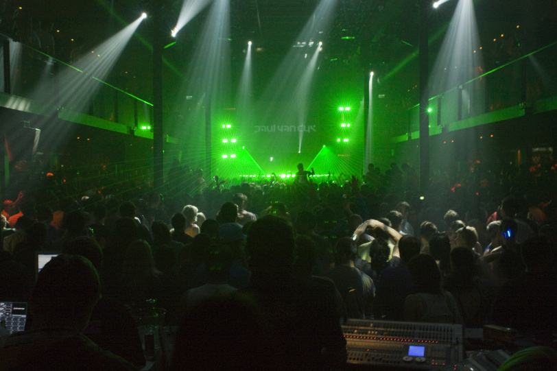 PURE WITH PVD - Pátek 17. 4. 2009