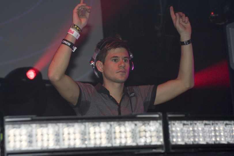 PURE WITH PVD - Pátek 17. 4. 2009