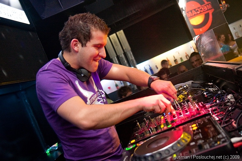 MECCAMIX WITH ALLISTER WHITEHEAD & DJ ORBITH - Pátek 24. 4. 2009