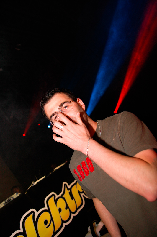 ELEKTRA - Čtvrtek 7. 5. 2009