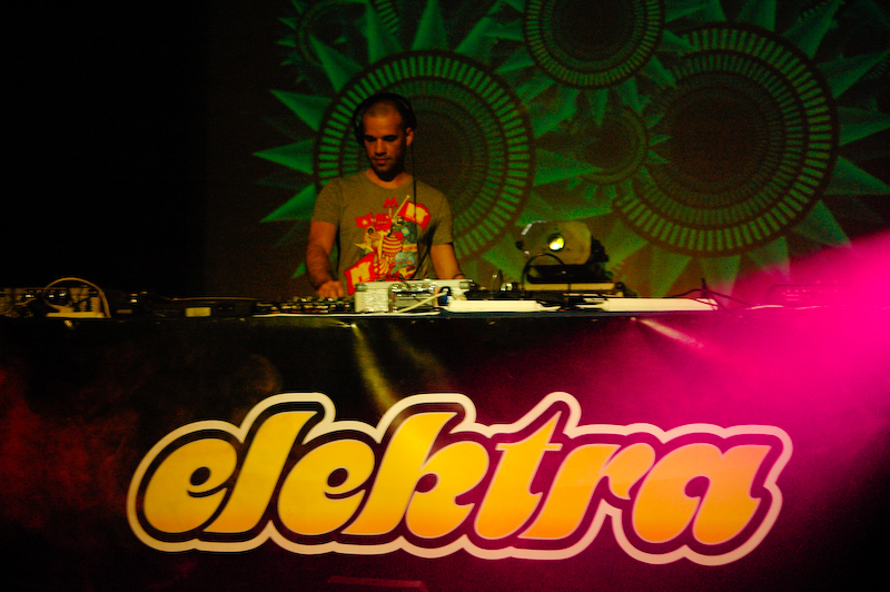 ELEKTRA - Čtvrtek 7. 5. 2009