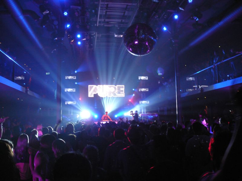 PURE - Pátek 8. 5. 2009