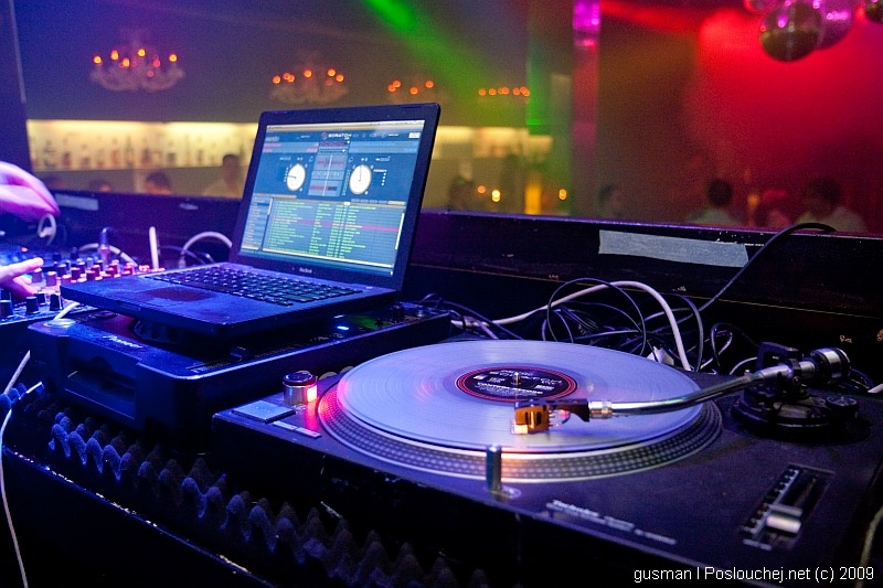 SOUNDCREAM- CANADIAN EDITION - Sobota 9. 5. 2009
