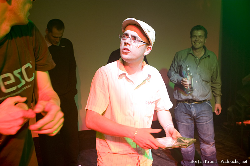 koncert: WWW - KŘEST CD - Úterý 12. 5. 2009