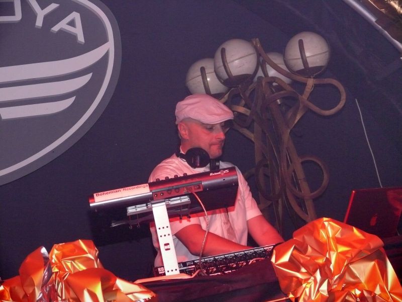 DECADANCE - Pátek 22. 5. 2009
