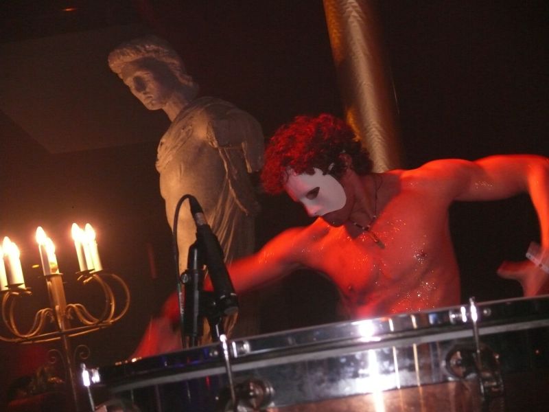 DECADANCE - Pátek 22. 5. 2009