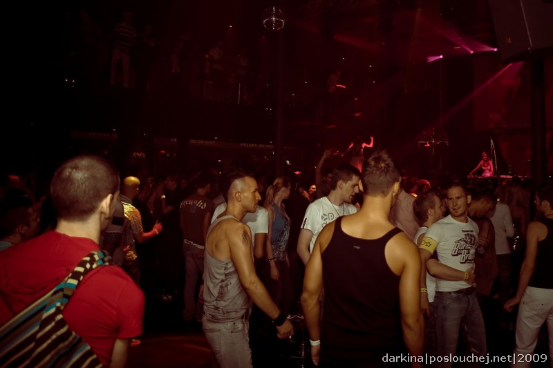 DECADANCE – CLUB 54 IS BACK - Pátek 9. 10. 2009