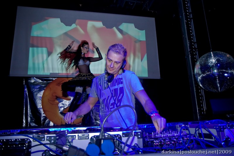 DECADANCE – CLUB 54 IS BACK - Pátek 9. 10. 2009