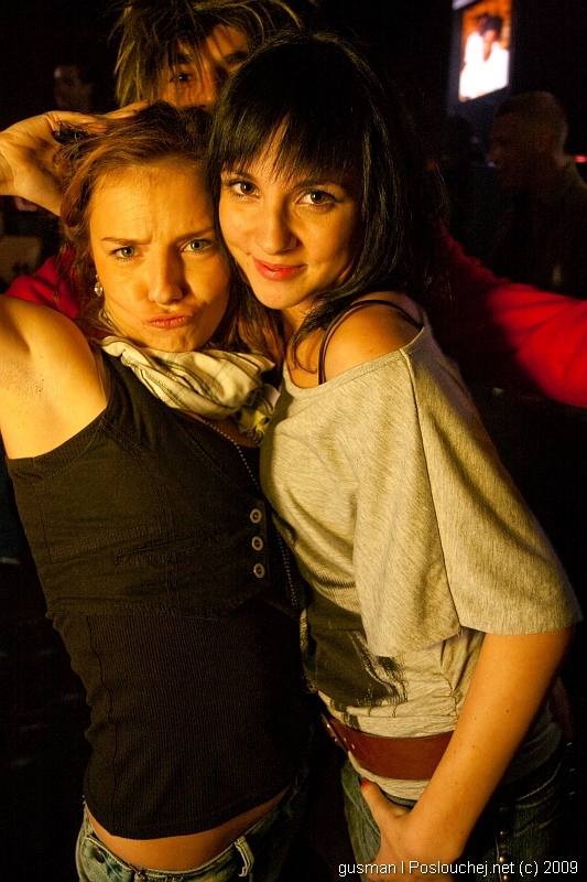 MECCA TANČÍ PRO AFRIKU - Sobota 10. 10. 2009