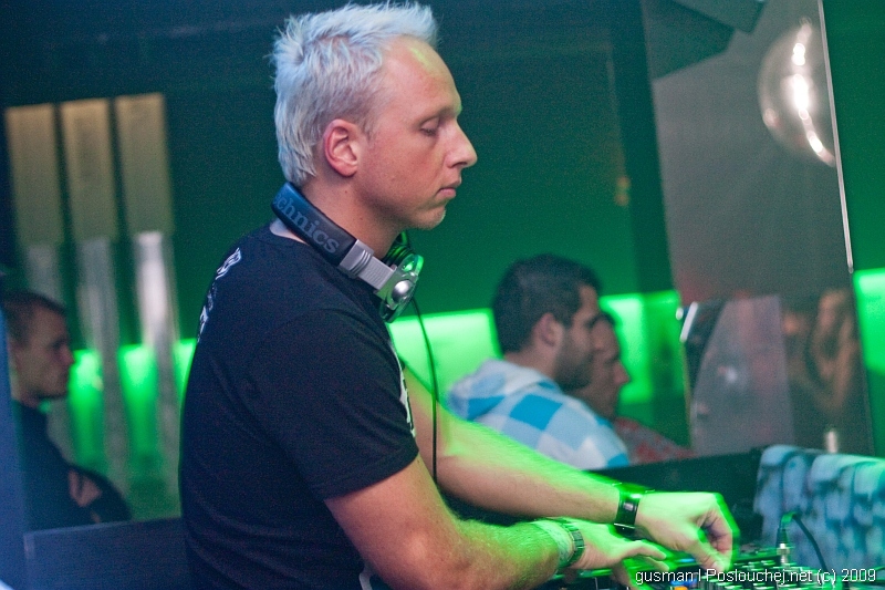 REHAB PRESENTS MUSICAL RECOVERY SPECIALIST - Sobota 31. 10. 2009