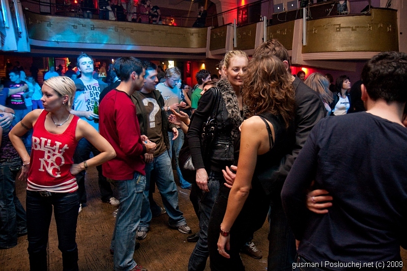 HUMAN TRAFFIX  - Pátek 4. 12. 2009