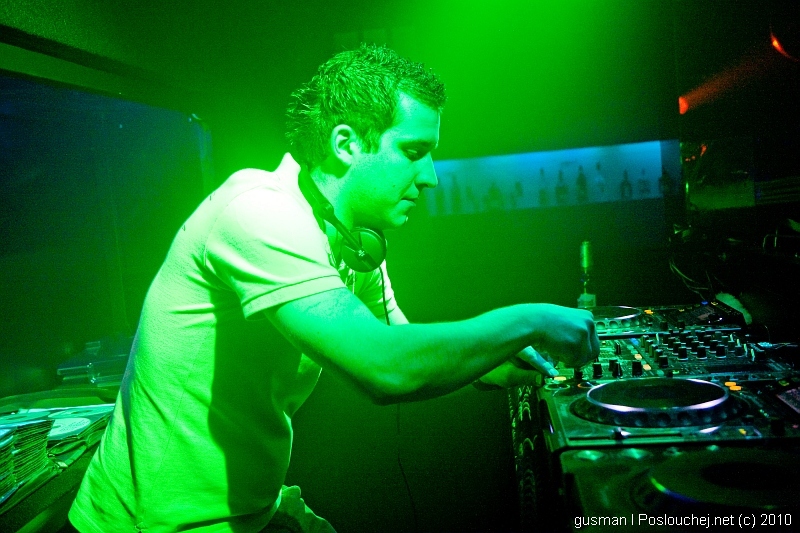 SOUNDCREAM PRES. DA HOOL - Pátek 19. 3. 2010