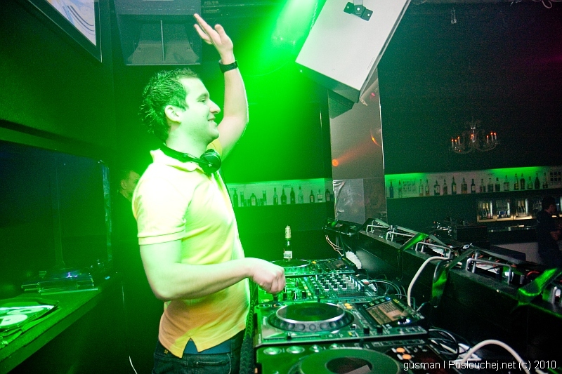 SOUNDCREAM PRES. DA HOOL - Pátek 19. 3. 2010