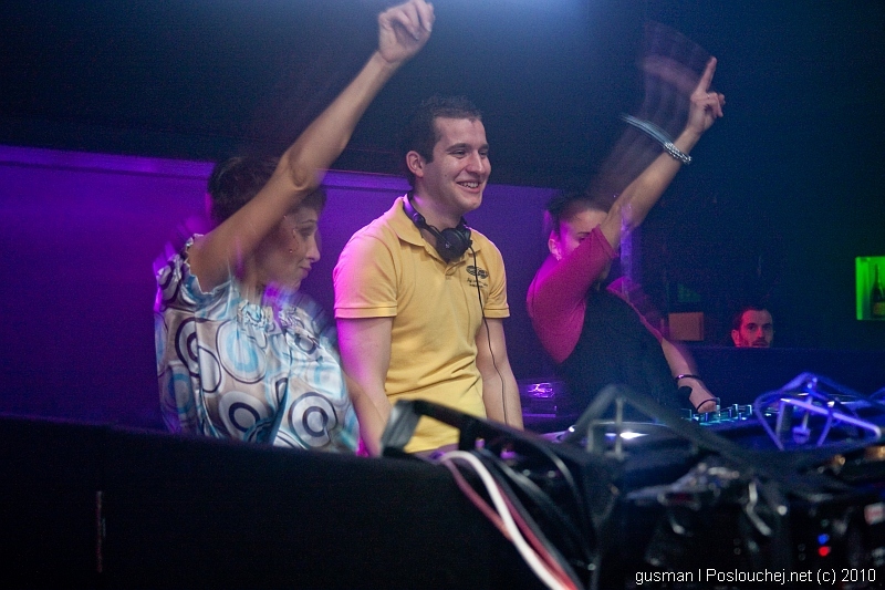 SOUNDCREAM PRES. DA HOOL - Pátek 19. 3. 2010