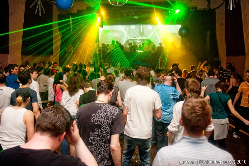 FLOW WITH PAUL KALKBRENNER  - Sobota 20. 3. 2010