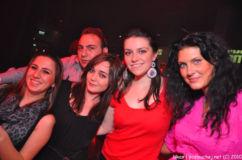 SASAZU´S ONE YEAR ANNIVERSARY - Pátek 26. 3. 2010