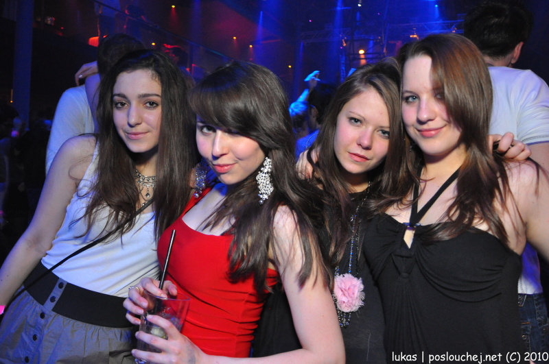 SASAZU´S ONE YEAR ANNIVERSARY - Pátek 26. 3. 2010