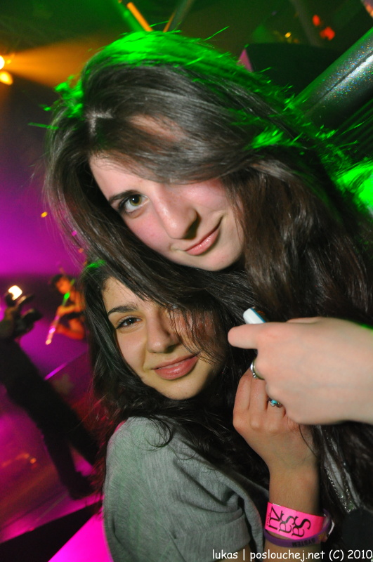 SASAZU´S ONE YEAR ANNIVERSARY - Pátek 26. 3. 2010